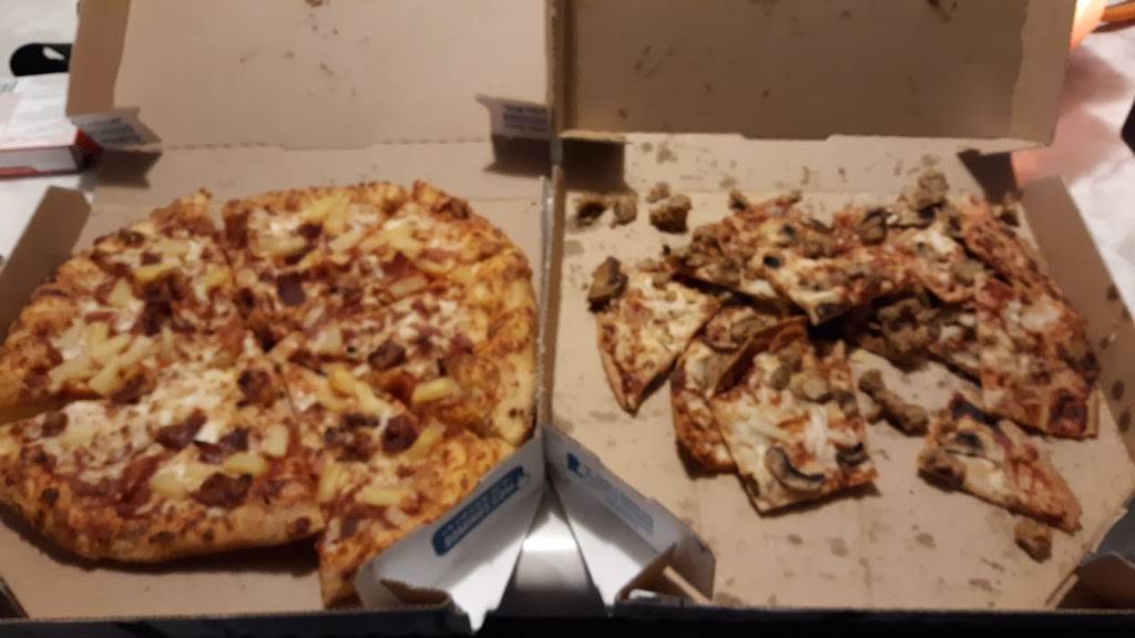 Dominos Pizza | meal delivery | 1504 Cumberland Falls Hwy, Corbin, KY 40701, USA | 6065280414 OR +1 606-528-0414