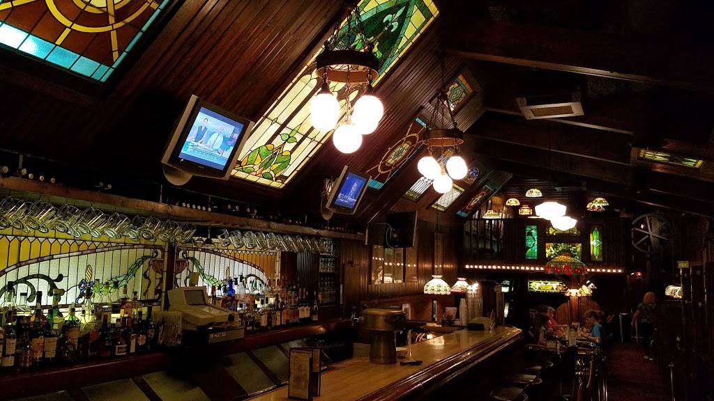 Doc Pierces Restaurant | restaurant | 120 N Main St, Mishawaka, IN 46544, USA | 5742557737 OR +1 574-255-7737