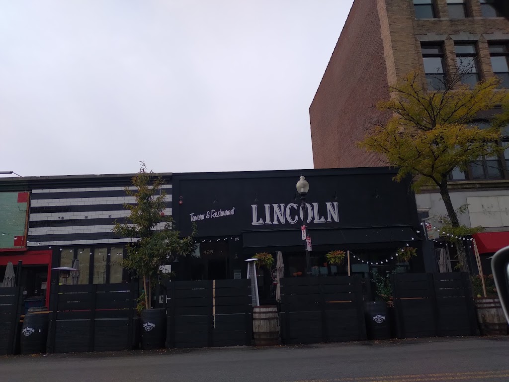 Lincoln | restaurant | 423 W Broadway, Boston, MA 02127, USA | 6177658636 OR +1 617-765-8636