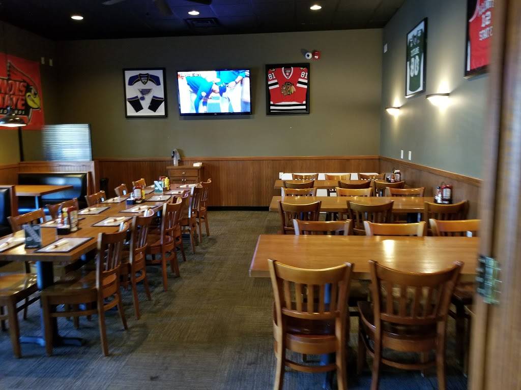 Gill Street Sports Bar & Restaurant | restaurant | 3002 Gill St # B, Bloomington, IL 61704, USA | 3096616387 OR +1 309-661-6387