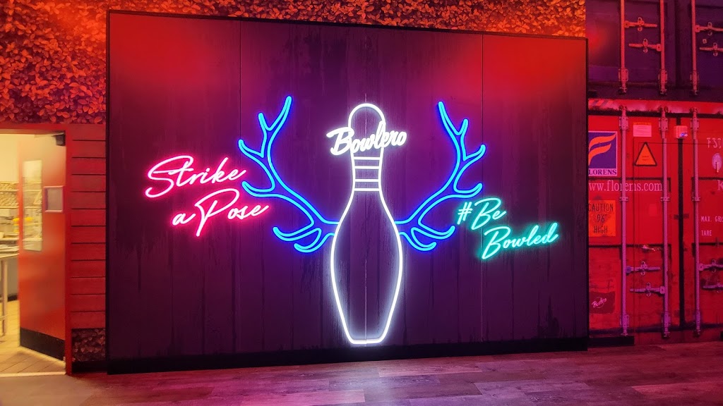 Bowlero Oxnard | meal takeaway | 601 Collection Blvd Suite 1175, Oxnard, CA 93036, USA | 8052888953 OR +1 805-288-8953