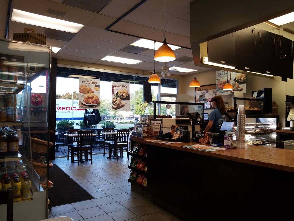 Manhattan Bagel | cafe | 8040 Providence Rd Ste 200, Charlotte, NC 28277, USA | 7045410833 OR +1 704-541-0833