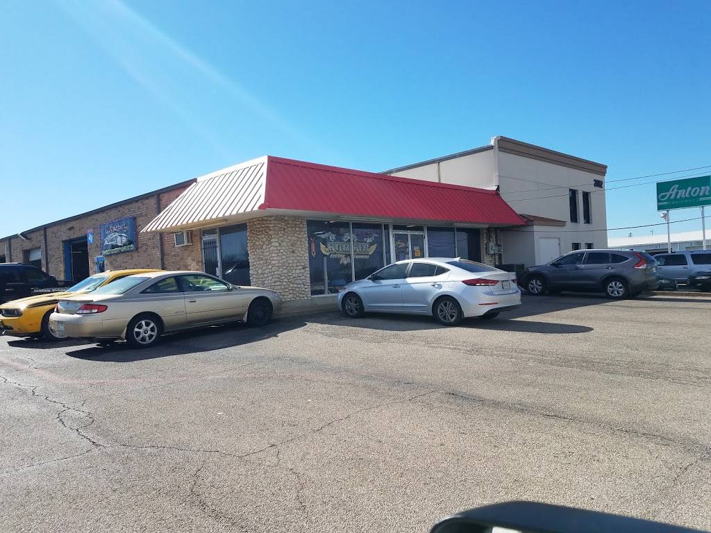 Jo-Eds Bomber Inc | restaurant | 1924 W Pioneer Pkwy, Pantego, TX 76013, USA | 8172777041 OR +1 817-277-7041