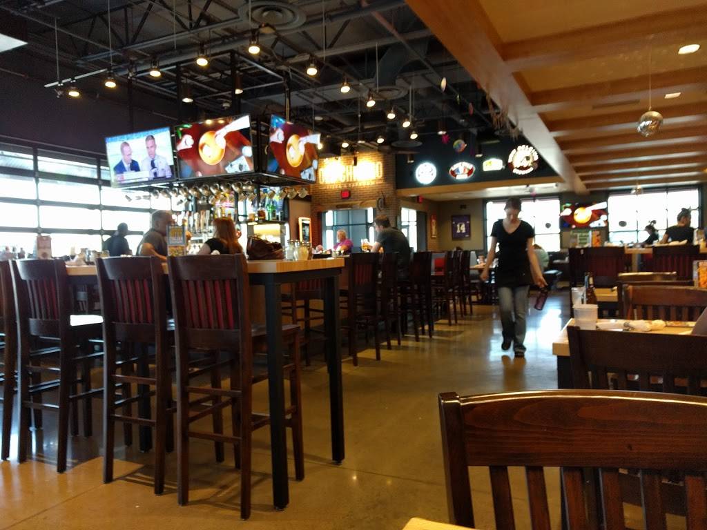 Old Chicago Pizza and Taproom | restaurant | 8933 N Fwy Service Rd E, Fort Worth, TX 76177, USA | 8178477170 OR +1 817-847-7170