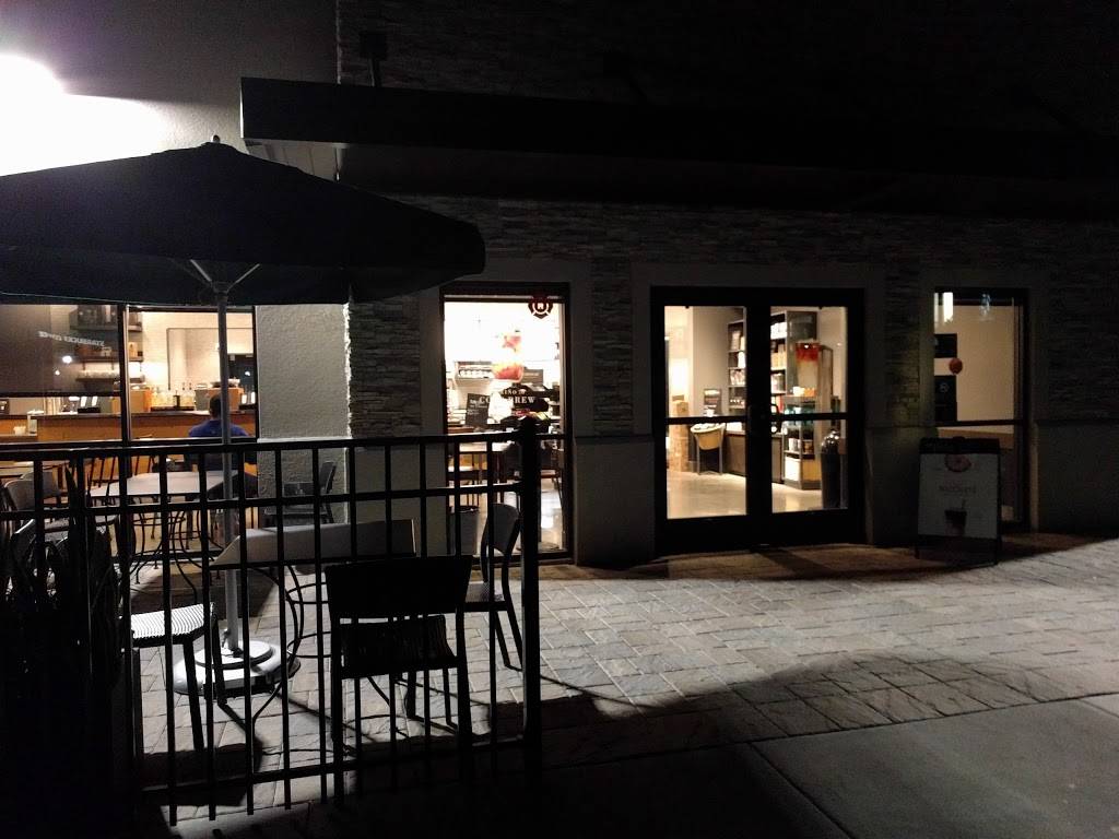Starbucks | cafe | 910 International Pkwy, Lake Mary, FL 32746, USA | 3213700446 OR +1 321-370-0446