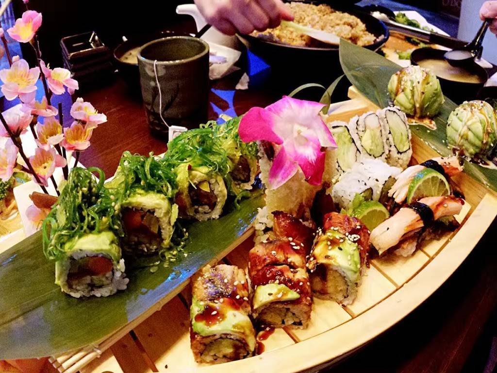 Umi Sushi | restaurant | 2066 Central Dr E, Green Bay, WI 54311, USA | 9208579031 OR +1 920-857-9031