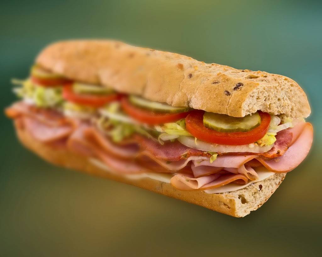 Lennys Grill & Subs | meal takeaway | 7424 Stage Rd #124, Bartlett, TN 38133, USA | 9019370800 OR +1 901-937-0800