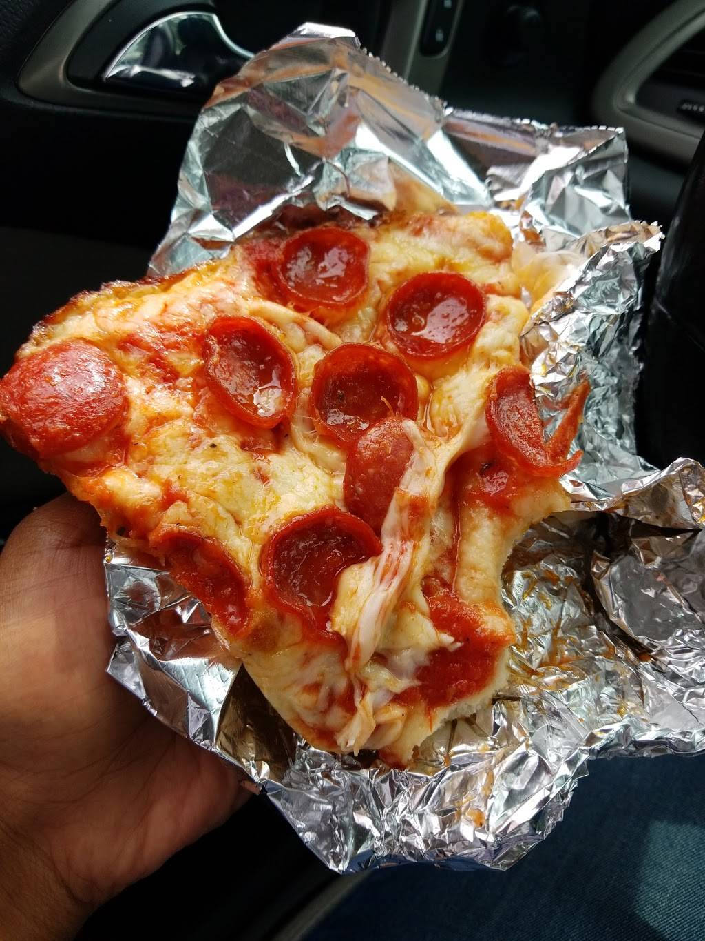 Original Buscemis | restaurant | 34611 Mound Rd, Sterling Heights, MI 48310, USA | 5867955040 OR +1 586-795-5040