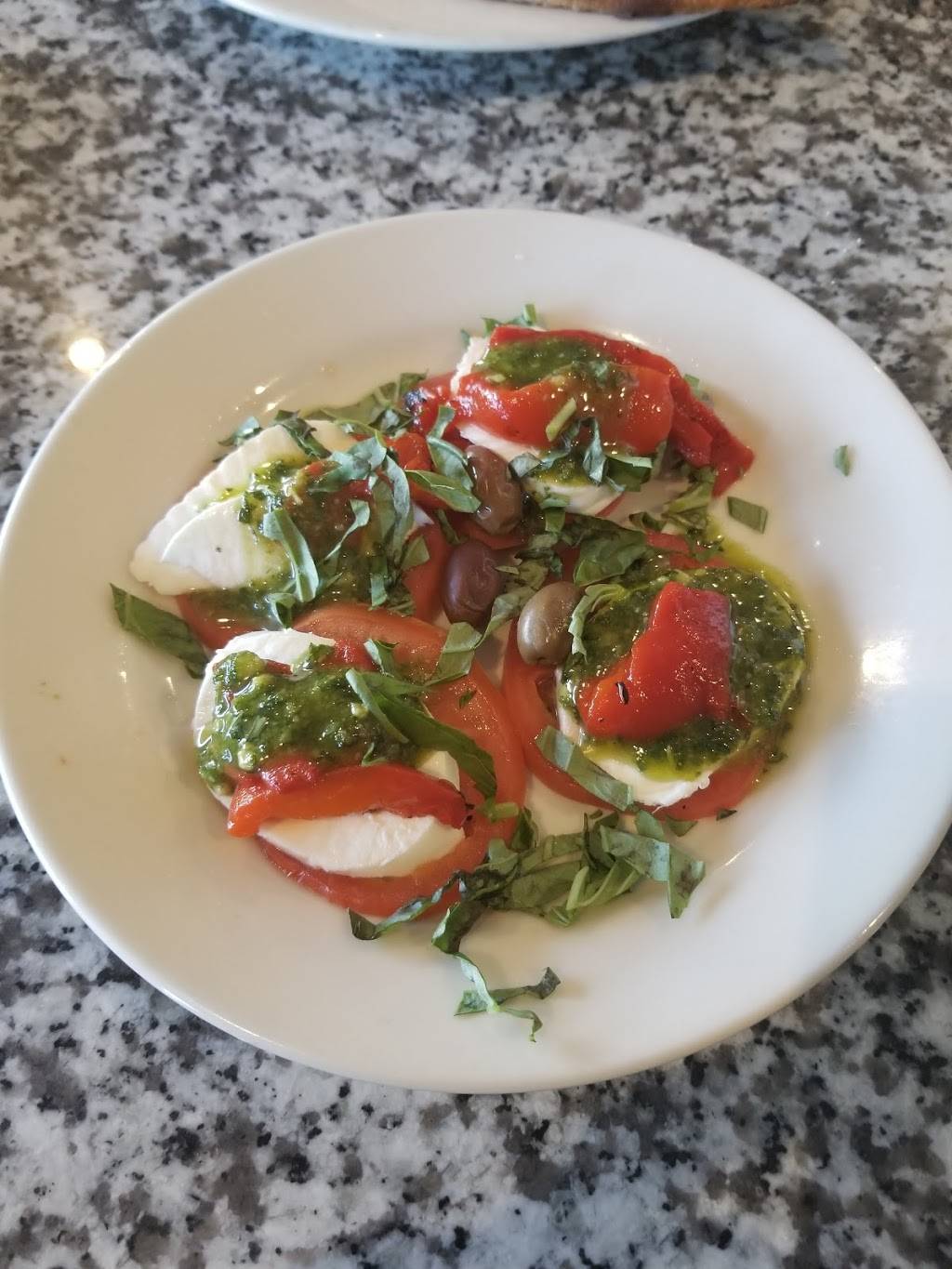 Assaggios Italian Restaurant | restaurant | 3501 W Millbrook Rd, Raleigh, NC 27613, USA | 9197852088 OR +1 919-785-2088