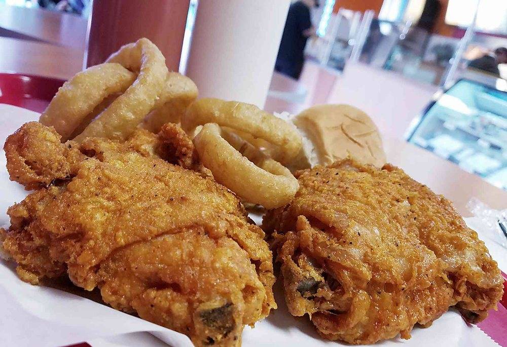 US Fried Chicken | restaurant | 6420 S Pecos Rd STE#C, Las Vegas, NV 89120, USA | 7027781936 OR +1 702-778-1936