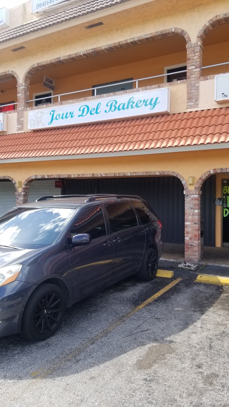 Jour Del Bakery & Restaurant | bakery | 2708 W Oakland Park Blvd, Oakland Park, FL 33311, USA | 9546521565 OR +1 954-652-1565