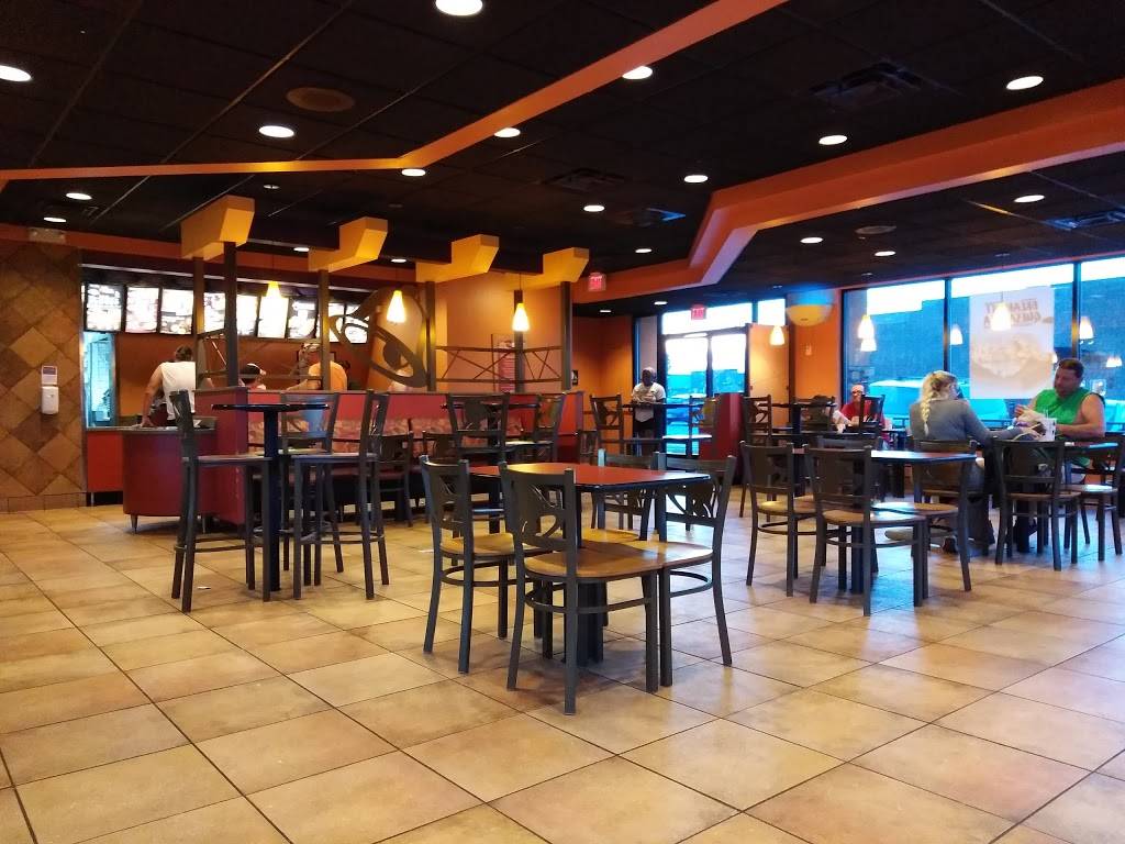 Taco Bell | meal takeaway | 1670 Fort Campbell Blvd, Clarksville, TN 37042, USA | 9315529449 OR +1 931-552-9449