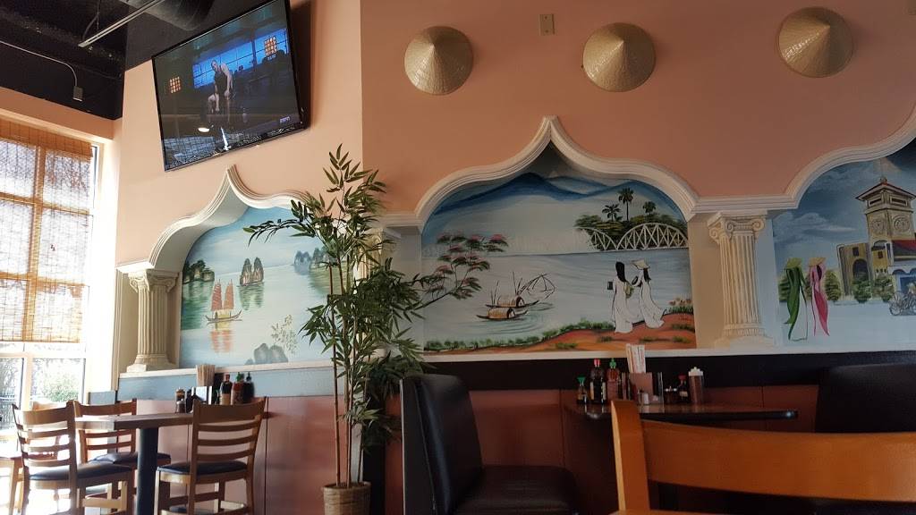 Pho Ngon | restaurant | 2215 Ayrsley Town Blvd, Charlotte, NC 28273, USA | 7049006319 OR +1 704-900-6319