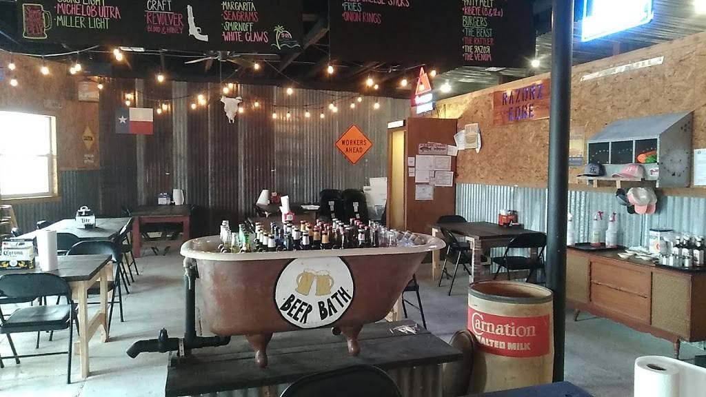 Razorz edge | restaurant | 8718 US-377, Tolar, TX 76476, USA | 2548354261 OR +1 254-835-4261