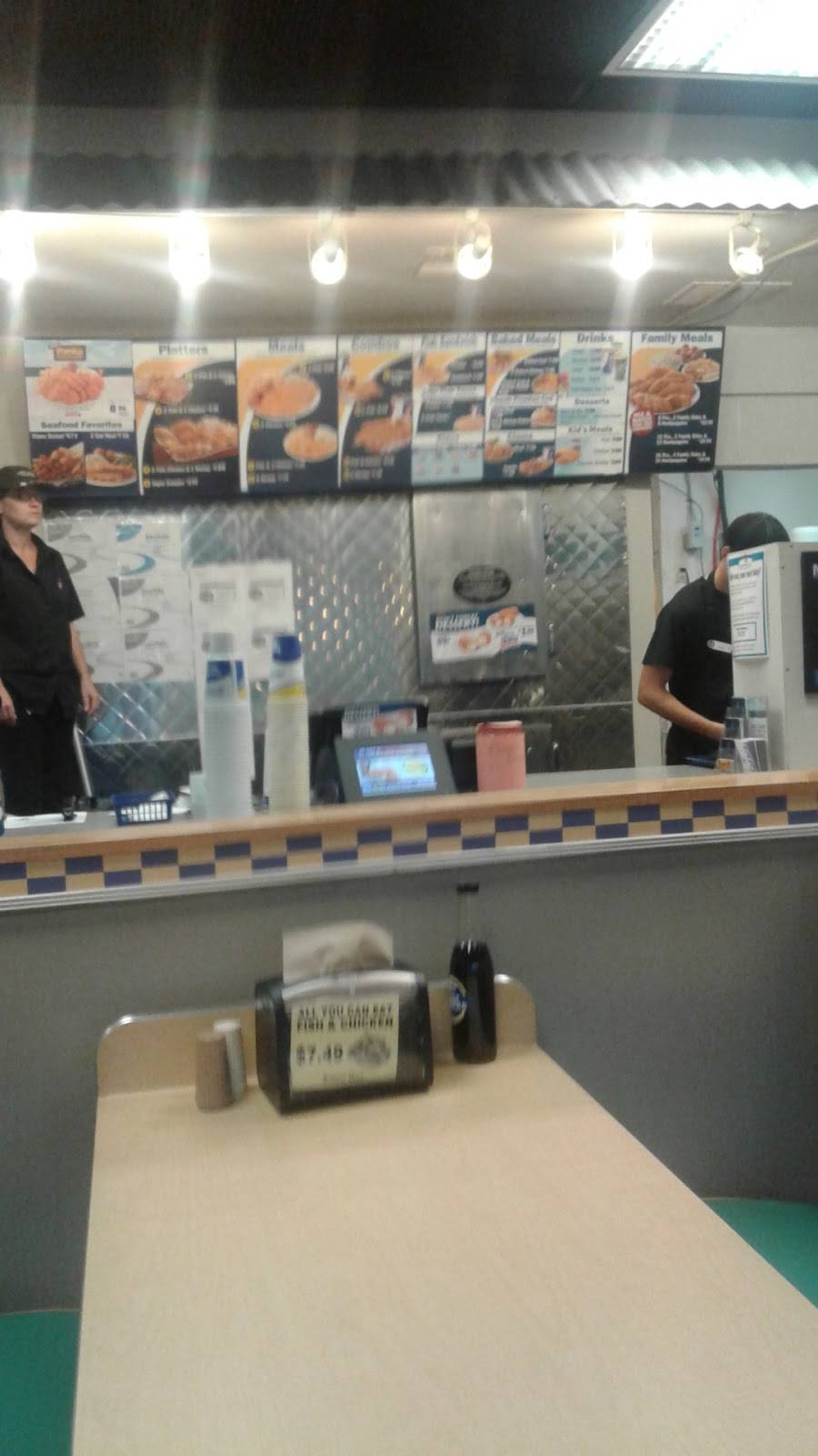 Long John Silvers | restaurant | 1821 E Wheeling Ave, Cambridge, OH 43725, USA | 7404393716 OR +1 740-439-3716