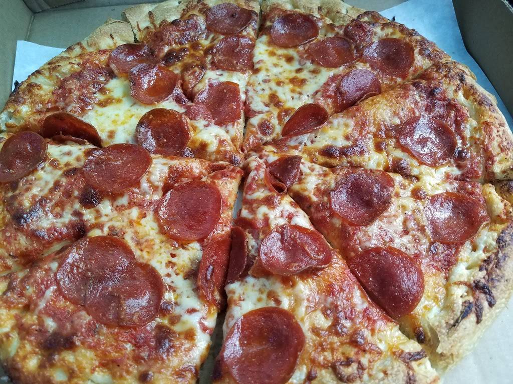 Tonys Pizza | restaurant | 200 Pleasant View Ave, Smithfield, RI 02917, USA | 4012311010 OR +1 401-231-1010
