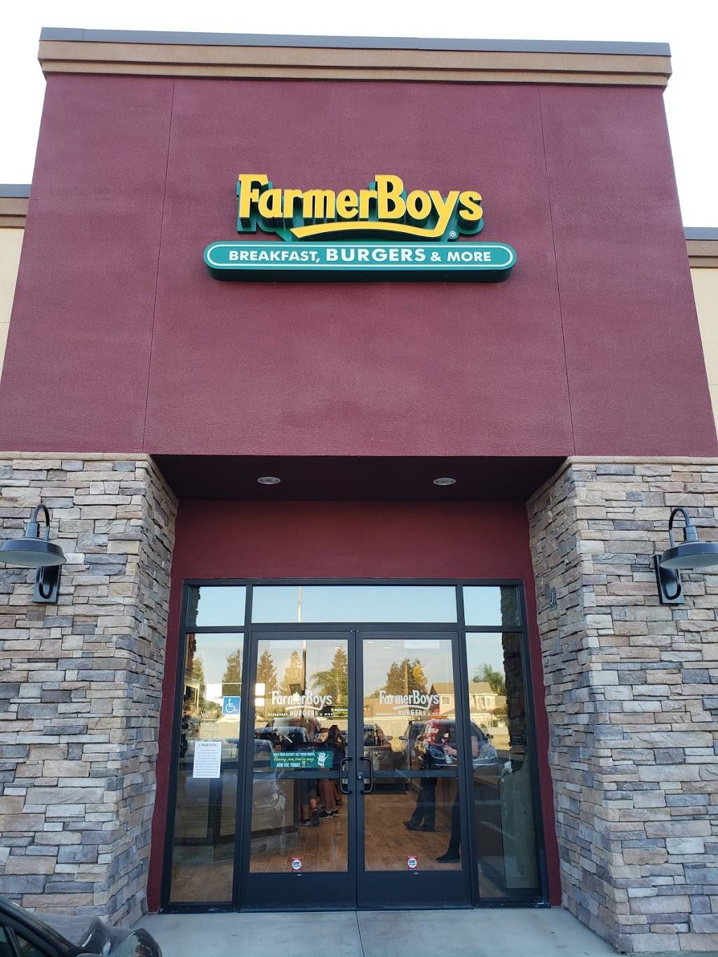 Farmer Boys | restaurant | 2530 W Tuolumne Rd, Turlock, CA 95380, USA | 2092973073 OR +1 209-297-3073