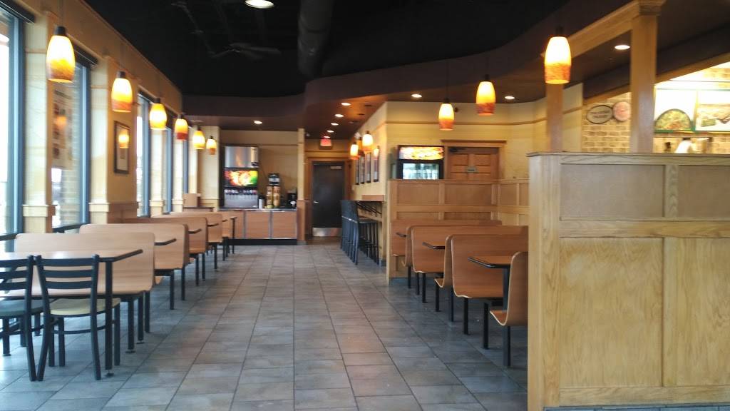 Subway | restaurant | 5350 Council St NE, Cedar Rapids, IA 52402, USA | 3193931622 OR +1 319-393-1622