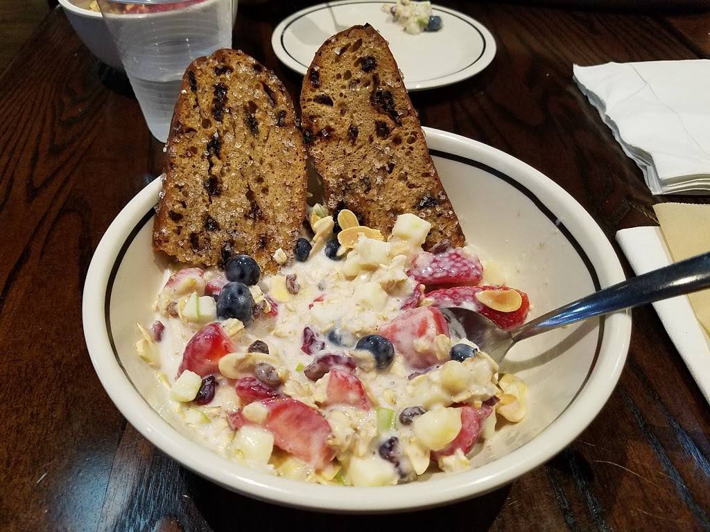 Corner Bakery Cafe | bakery | 777 6th St NW, Washington, DC 20001, USA | 2026975250 OR +1 202-697-5250