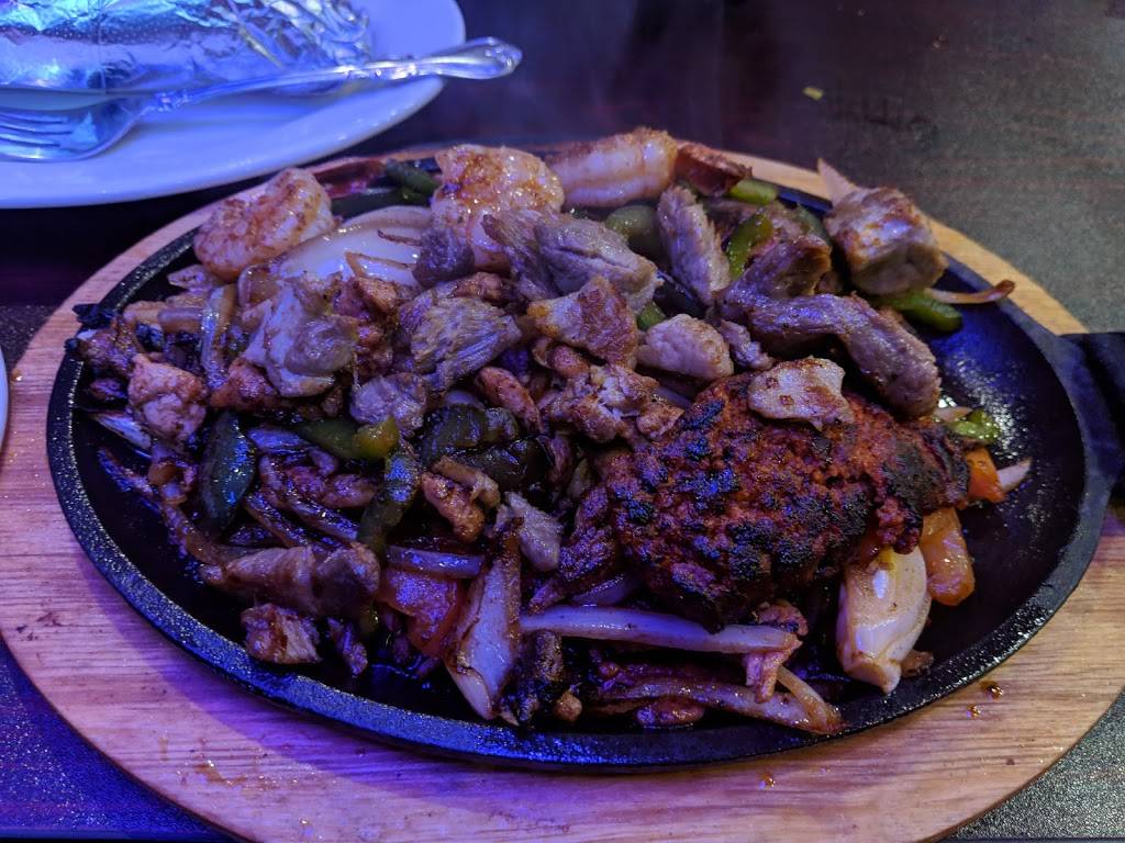 La Parrilla Fresh Mexican Bar & Grill | meal takeaway | 305 W Trinity Ln, Nashville, TN 37207, USA | 6154545988 OR +1 615-454-5988