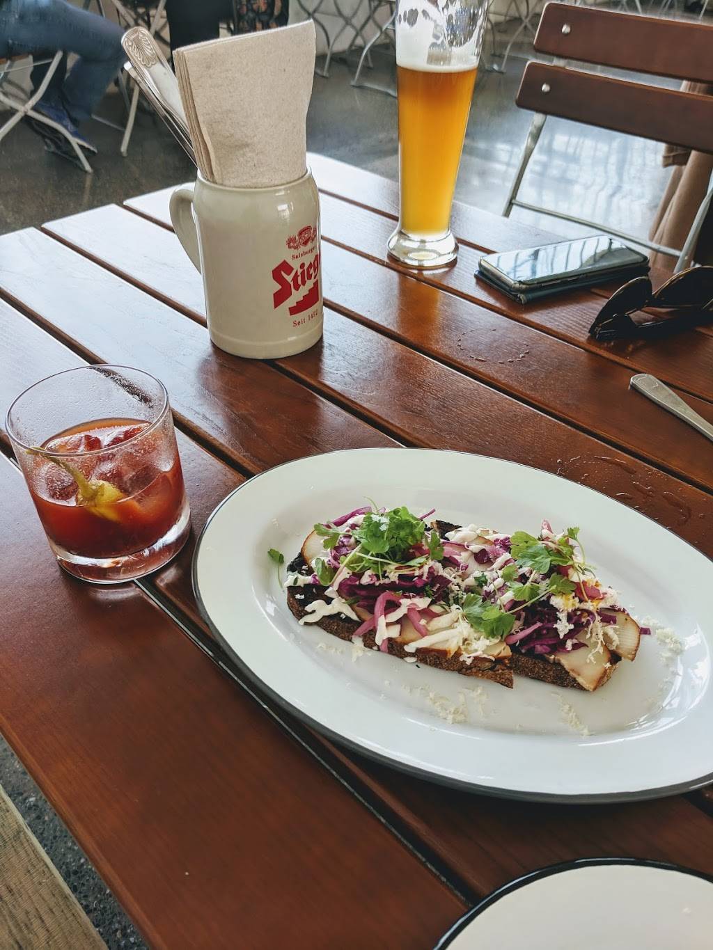 Radhaus | restaurant | Landmark Building A, San Francisco, CA 94109, USA | 4154454556 OR +1 415-445-4556