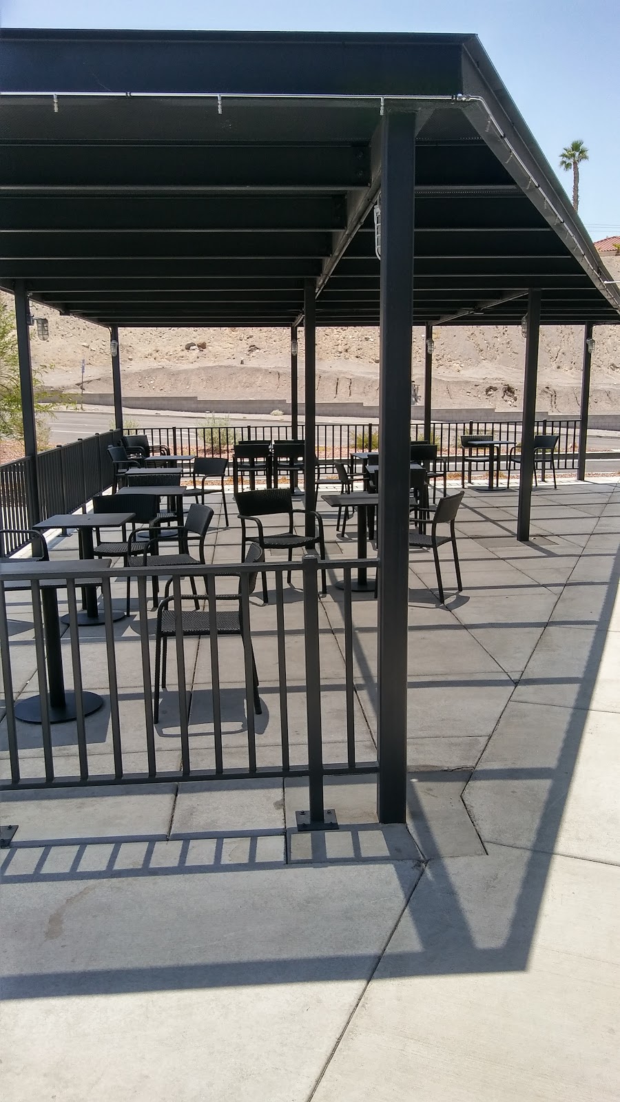 Starbucks | cafe | 1692 AZ-95, Bullhead City, AZ 86442, USA | 9282960216 OR +1 928-296-0216