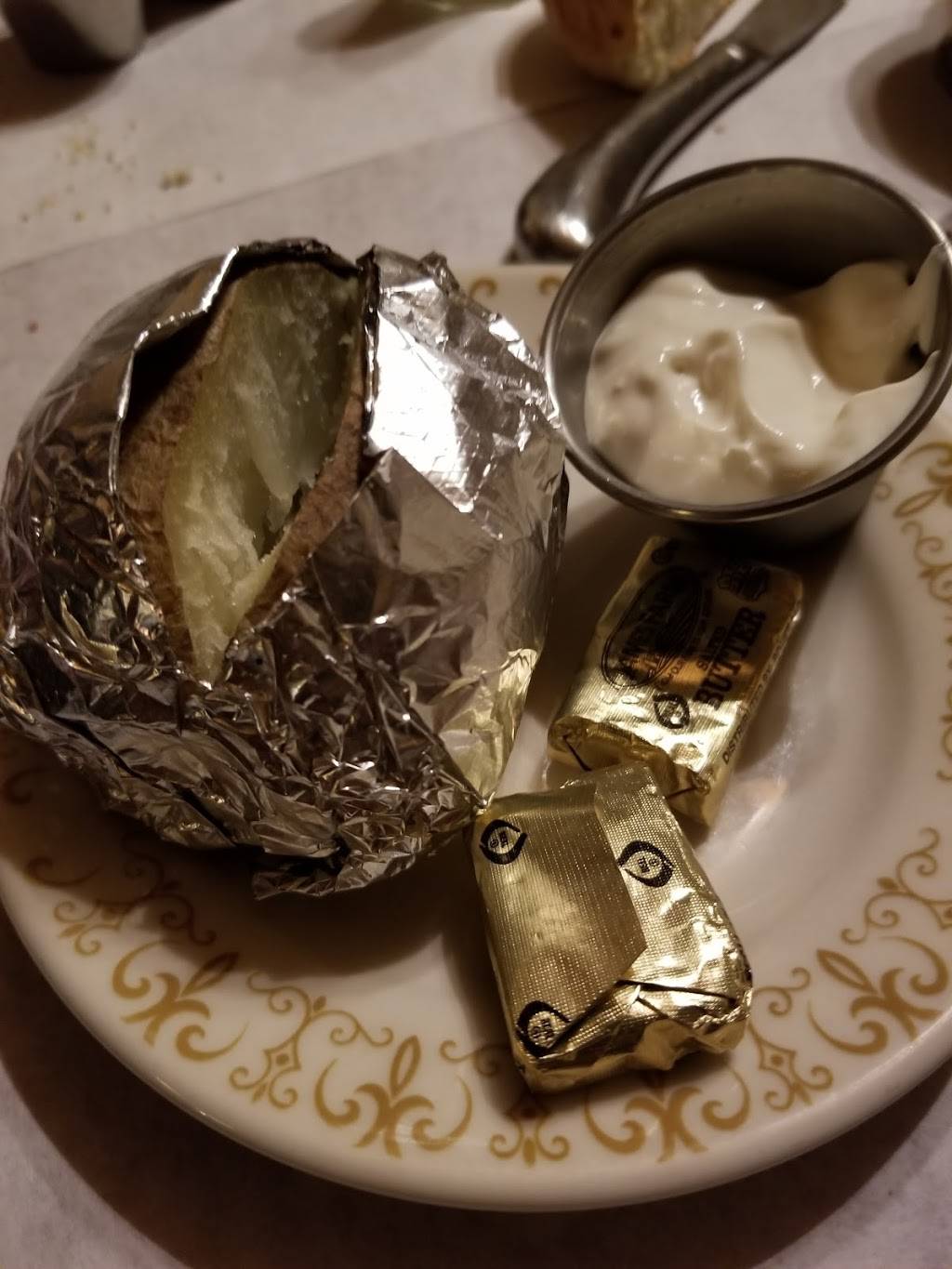 Kegels Inn | restaurant | 5901 W National Ave, West Allis, WI 53214, USA | 4142579999 OR +1 414-257-9999