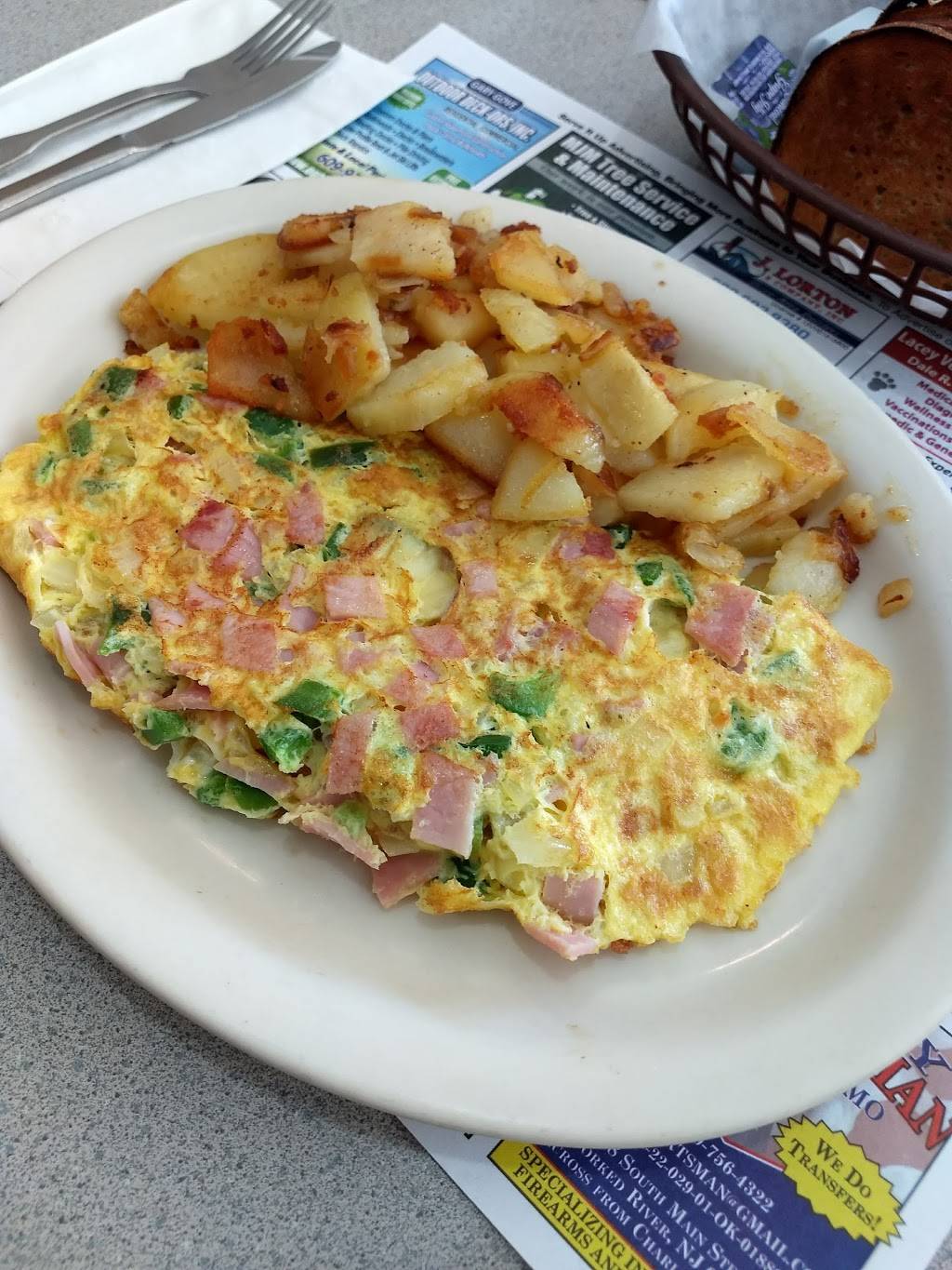 Lacey Diner | restaurant | 530 Lacey Rd, Forked River, NJ 08731, USA | 6096935565 OR +1 609-693-5565