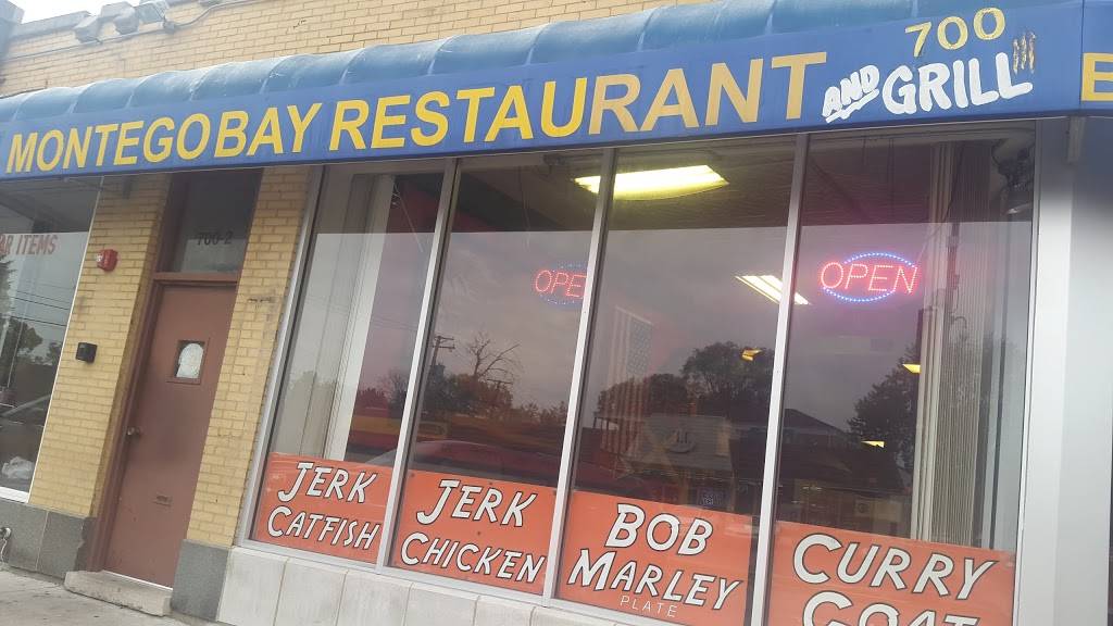 Montego Bay Restaurant & Grill | restaurant | 700 Bellwood Ave, Bellwood, IL 60104, USA | 7085474625 OR +1 708-547-4625
