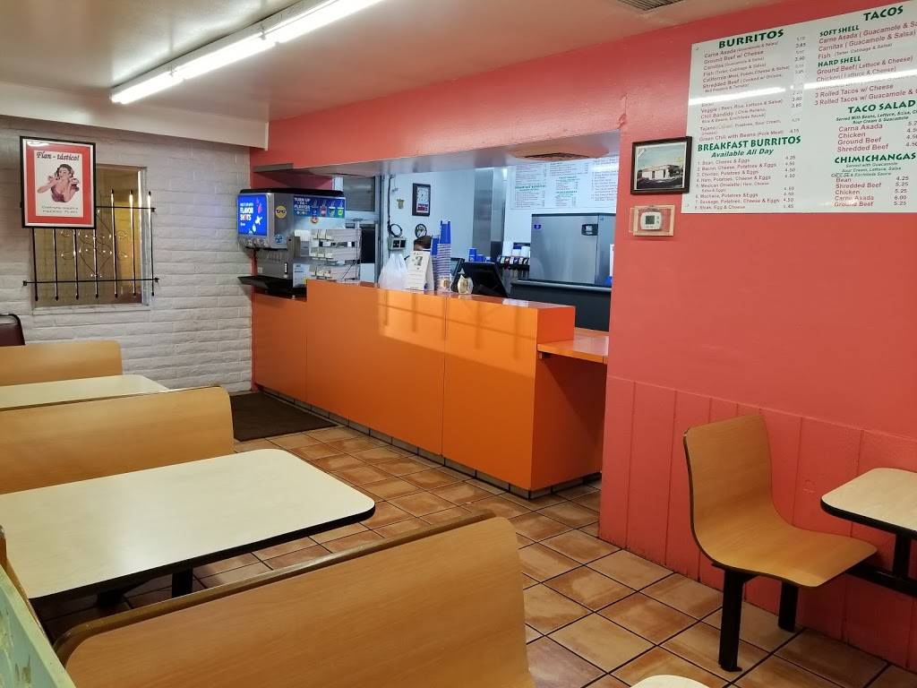 Pacos Mexican Food | restaurant | 5563 E Grant Rd, Tucson, AZ 85712, USA | 5207335935 OR +1 520-733-5935