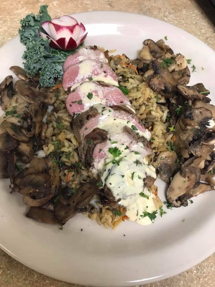 Fore Seasons Restaurant at the BCC | restaurant | 401 Mine Rd, Baraboo, WI 53913, USA | 6083566141 OR +1 608-356-6141