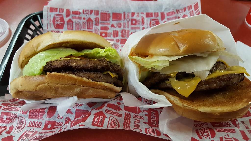 Jack in the Box | restaurant | 2701 East Cesar E Chavez Avenue, Los Angeles, CA 90033, USA | 3232681589 OR +1 323-268-1589