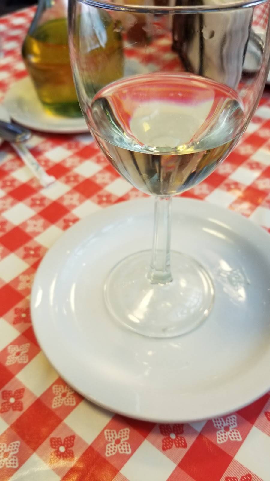 Mangia Mangia | restaurant | 5555 S Brainard Ave #400, Countryside, IL 60525, USA | 7083523631 OR +1 708-352-3631