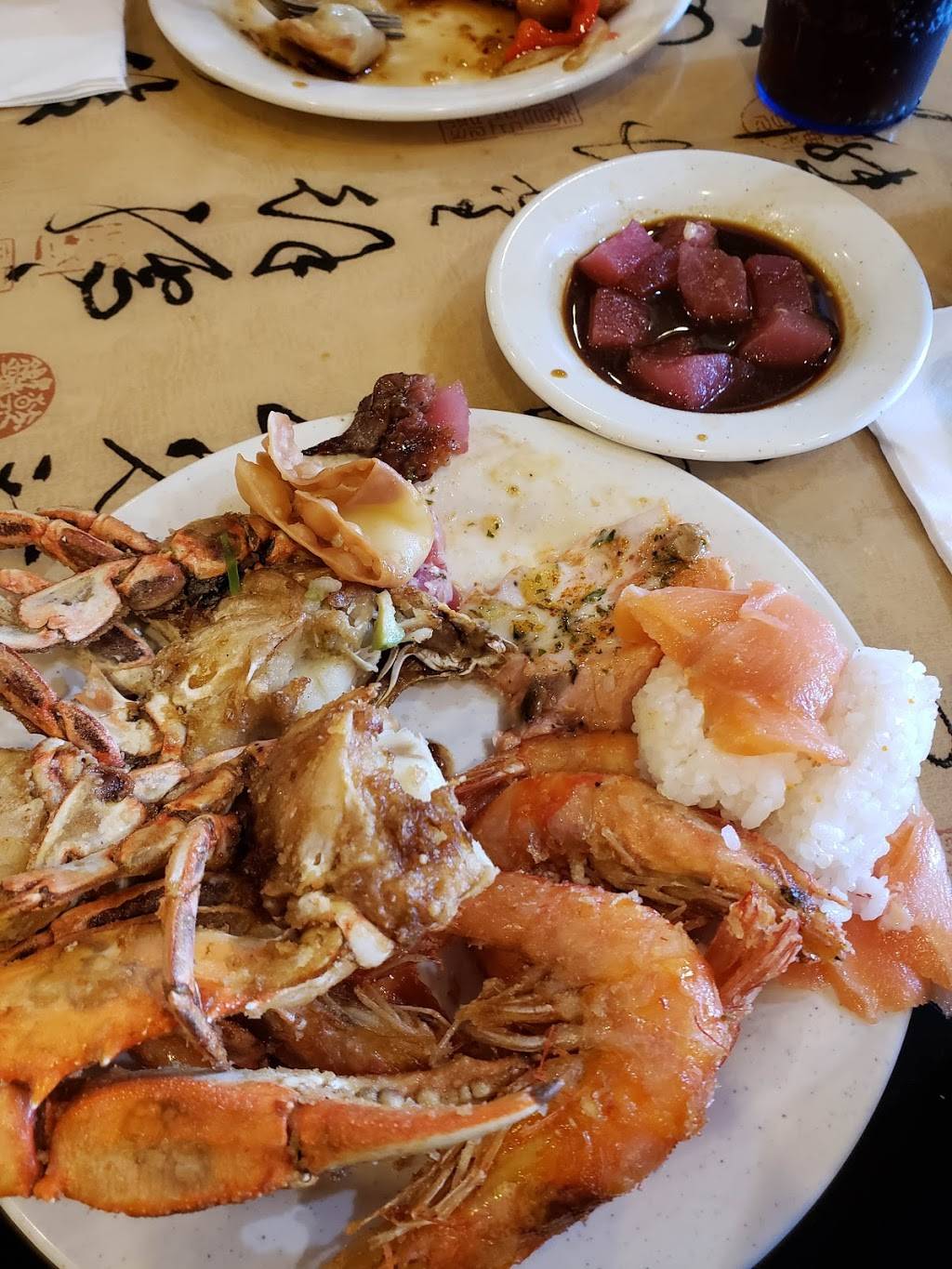 V Star Buffet | restaurant | 620 SE Everett Mall Way, Everett, WA 98208, USA | 4252638888 OR +1 425-263-8888