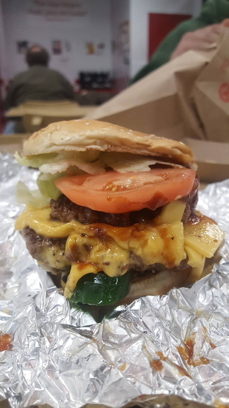 Five Guys | meal takeaway | 2-4 W Park Ave, Long Beach, NY 11561, USA | 5164311999 OR +1 516-431-1999