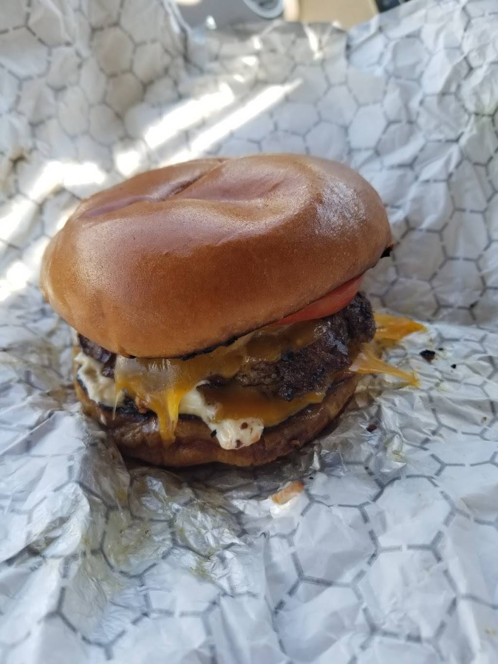 Hot Dogs 2 Go, Inc. | restaurant | South Naples, Naples, FL 34113, USA | 3307014353 OR +1 330-701-4353