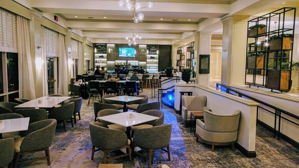 Windows Lounge | restaurant | DoubleTree by Hilton, 7450 Hazard Center Dr, San Diego, CA 92108, USA | 6192975466 OR +1 619-297-5466