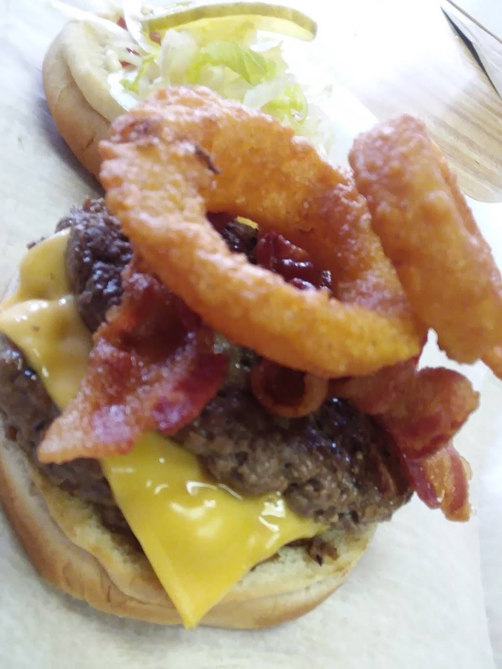 Hot Diggity Dog | restaurant | 5666 Swift Rd, Sarasota, FL 34231, USA | 9419228018 OR +1 941-922-8018