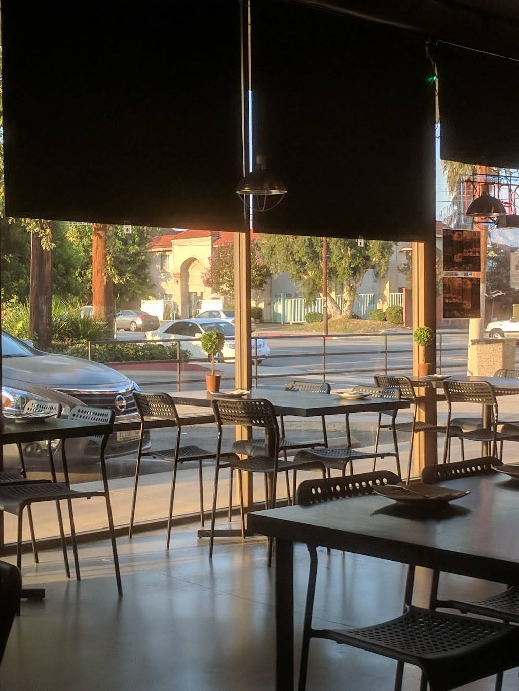 9Siam Thai Cuisine | restaurant | 6419 Vineland Ave, North Hollywood, CA 91606, USA | 8189804545 OR +1 818-980-4545