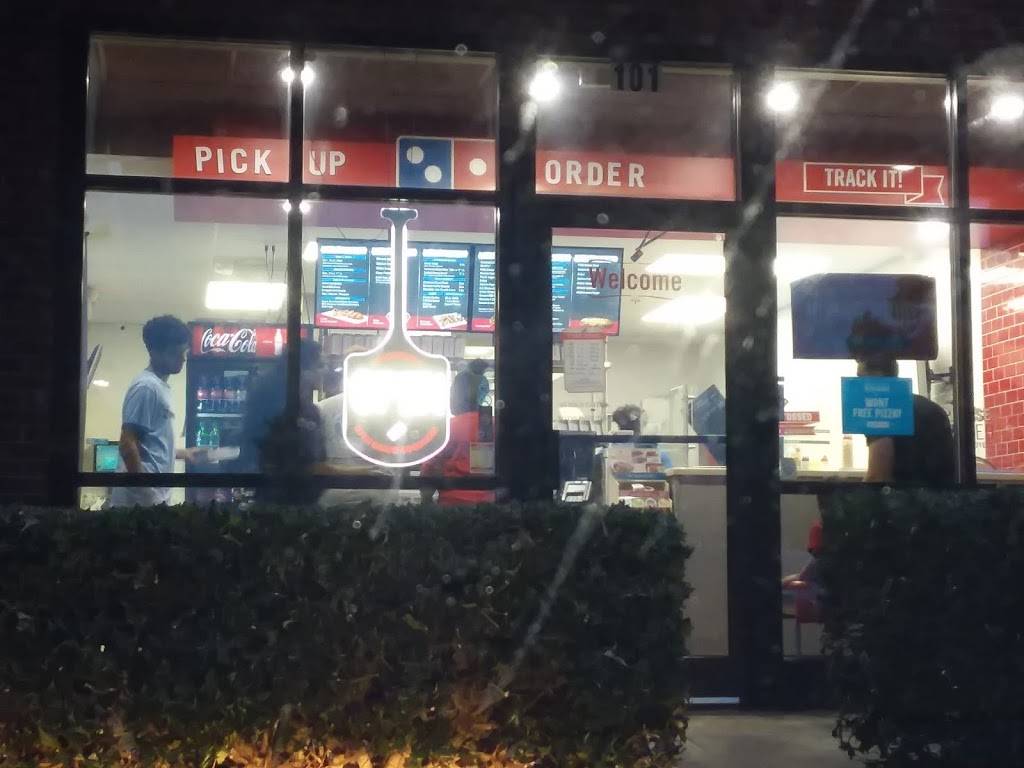 Dominos Pizza | meal delivery | 110 Banks Dr, Chapel Hill, NC 27514, USA | 9199329500 OR +1 919-932-9500