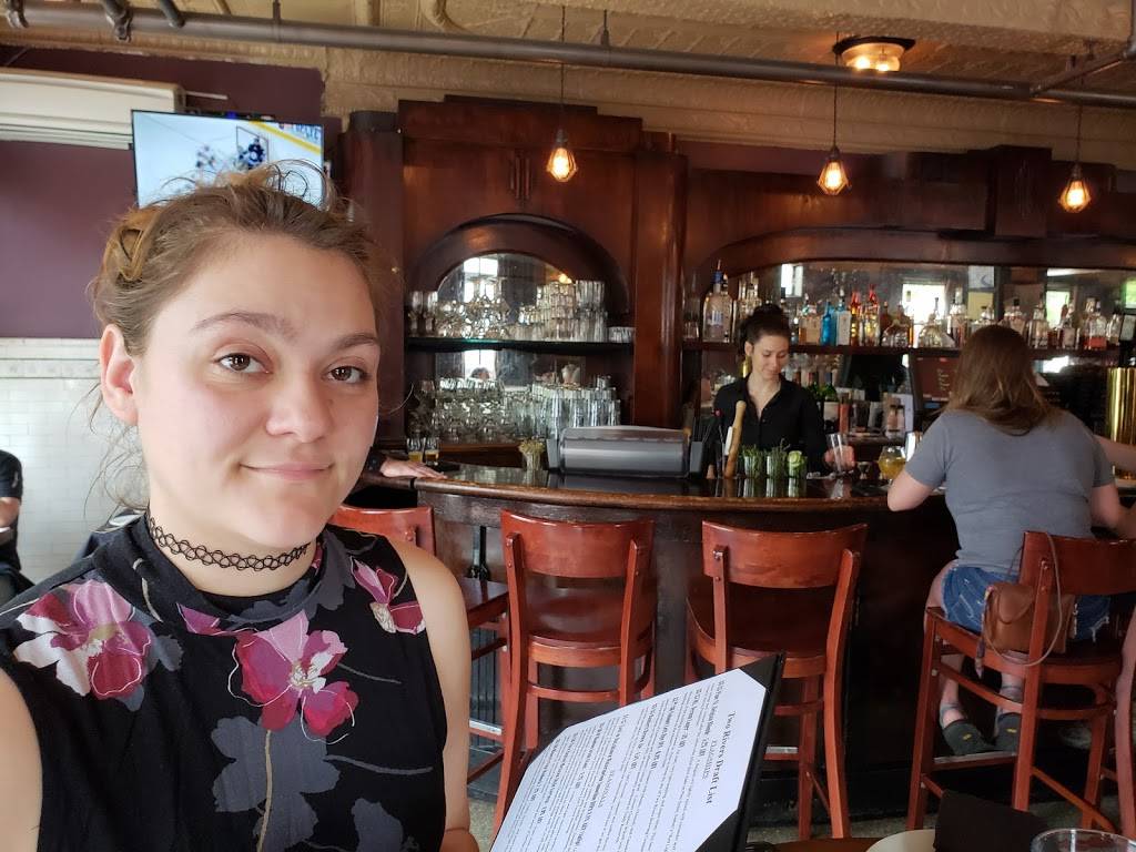 Two Rivers Brewing | restaurant | 542 Northampton St, Easton, PA 18042, USA | 6108291131 OR +1 610-829-1131