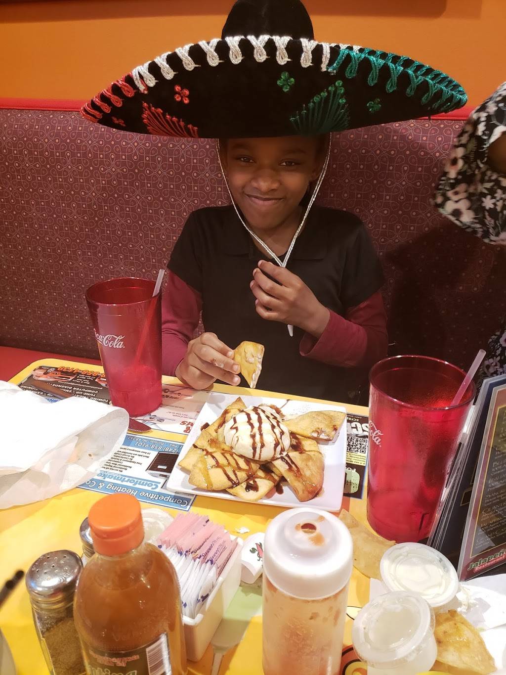 Jalapenos | restaurant | 806 Baldwin Ave, Pontiac, MI 48340, USA | 2484540887 OR +1 248-454-0887