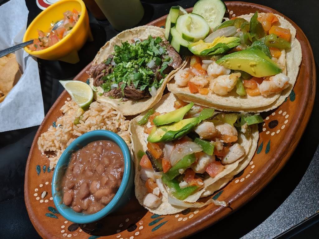 Molcajetes | restaurant | 3367 Bayshore Dr, Naples, FL 34112, USA | 2392345027 OR +1 239-234-5027