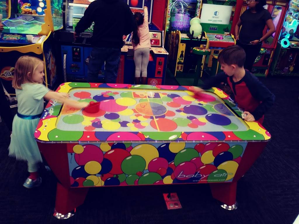 Peter Piper Pizza | meal takeaway | 5700 N Desert Blvd, El Paso, TX 79932, USA | 9158333000 OR +1 915-833-3000