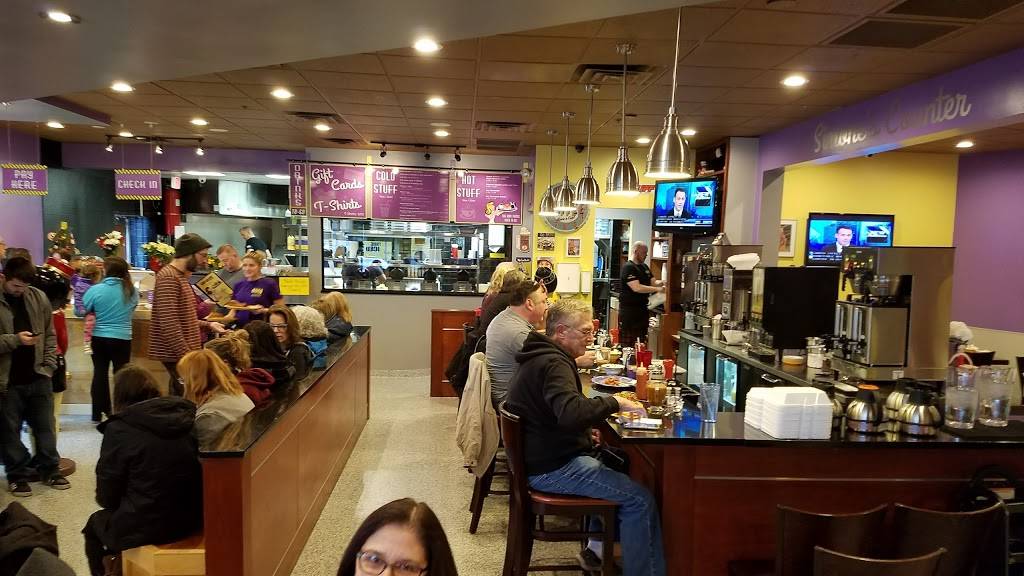 J & M Diner | restaurant | 50 Worcester Rd, Framingham, MA 01702, USA | 5088757811 OR +1 508-875-7811