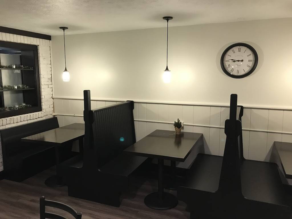 Cafe 8:32 | cafe | 108 E Main St, Wilmot, OH 44689, USA | 3307564031 OR +1 330-756-4031