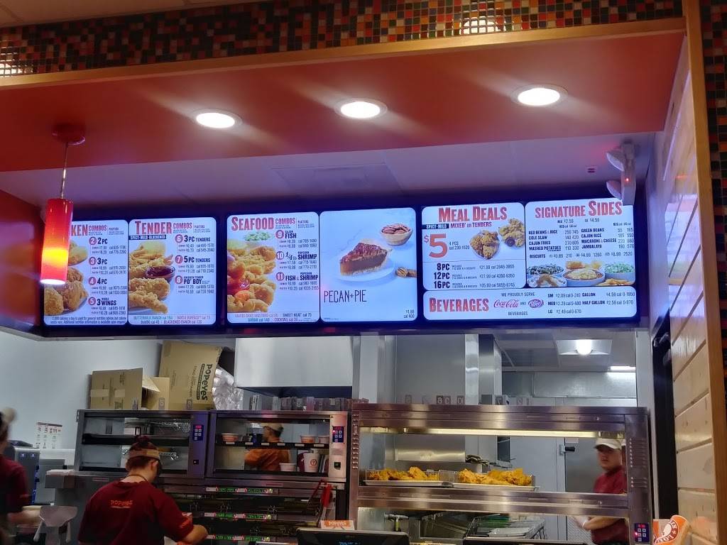 Popeyes Louisiana Kitchen | restaurant | 57858 Twentynine Palms Highway, Yucca Valley, CA 92284, USA | 7604185889 OR +1 760-418-5889