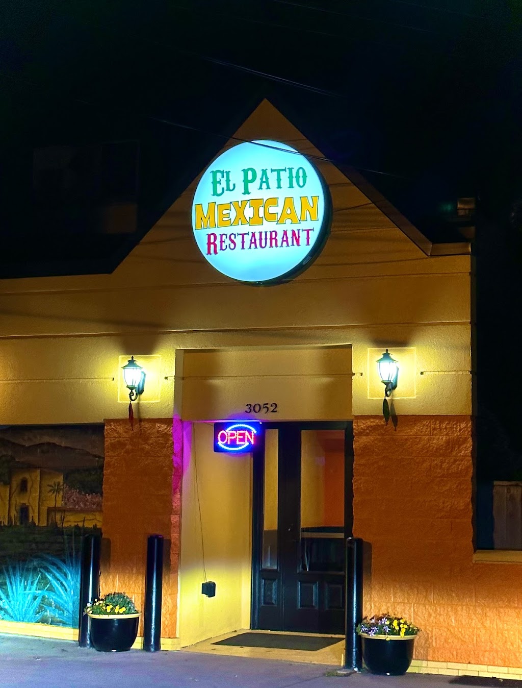 El Patio Mexican Restaurant | restaurant | 3052 Twelve Mile Rd, Berkley, MI 48072, USA | 2486773194 OR +1 248-677-3194