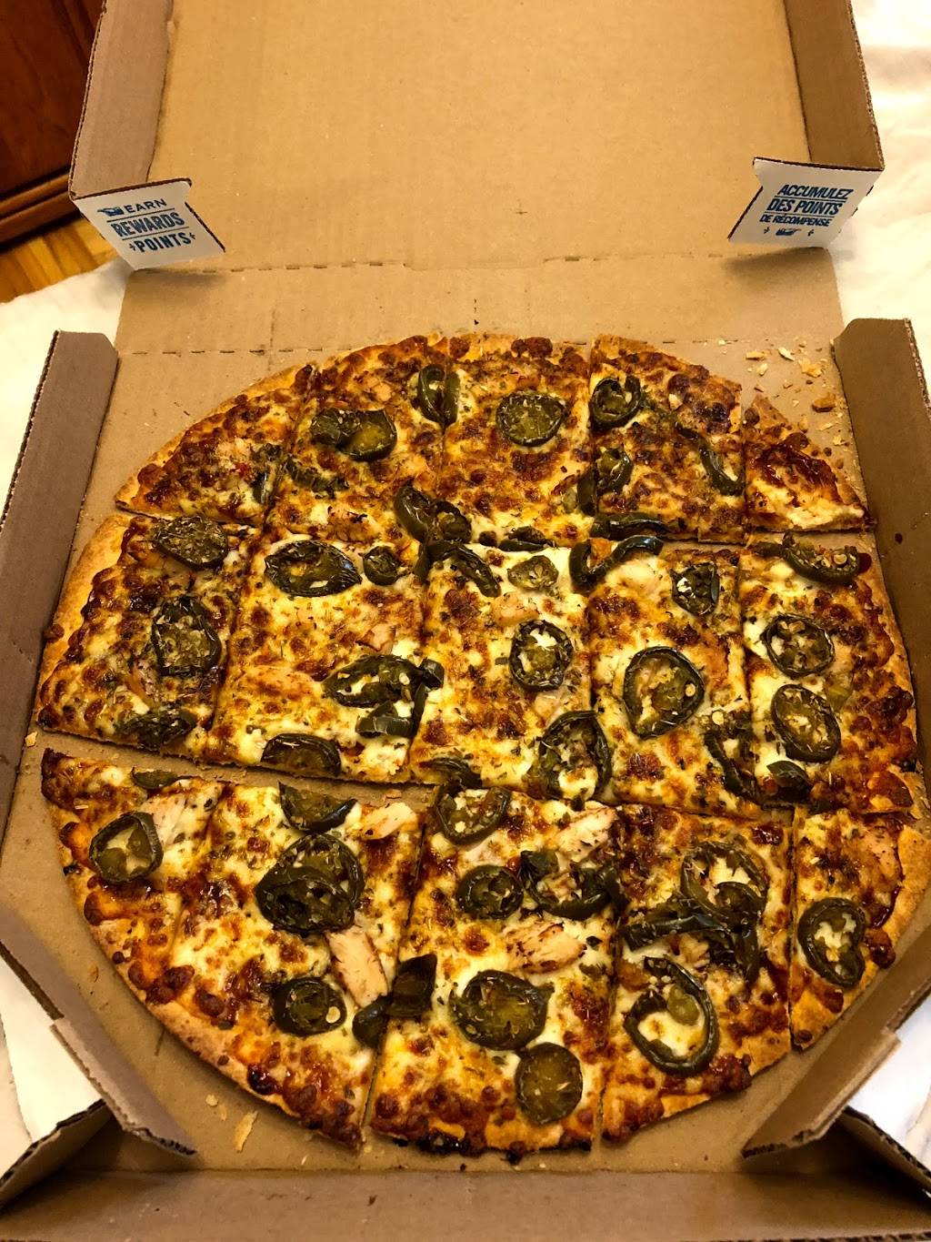 Dominos Pizza | meal delivery | 1038 Burnhamthorpe Rd E, Mississauga, ON L4Y 2X6, Canada | 9052384999 OR +1 905-238-4999