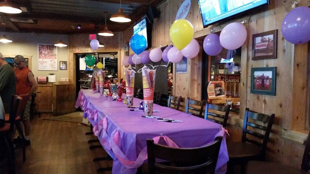 Original Hooters | meal takeaway | 10023 E Adamo Dr, Tampa, FL 33619, USA | 8136891188 OR +1 813-689-1188